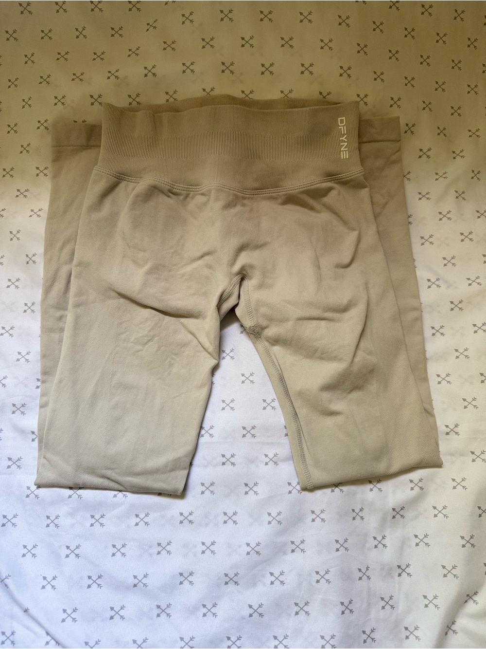 Dyfne women’s tan leggings